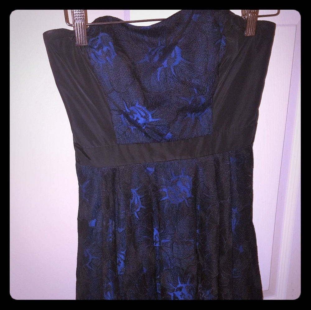 Bebe strapless dress